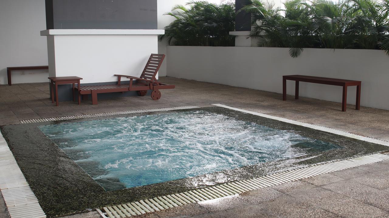 Vue Residence Serviced Suites Kuala Lumpur Exterior photo
